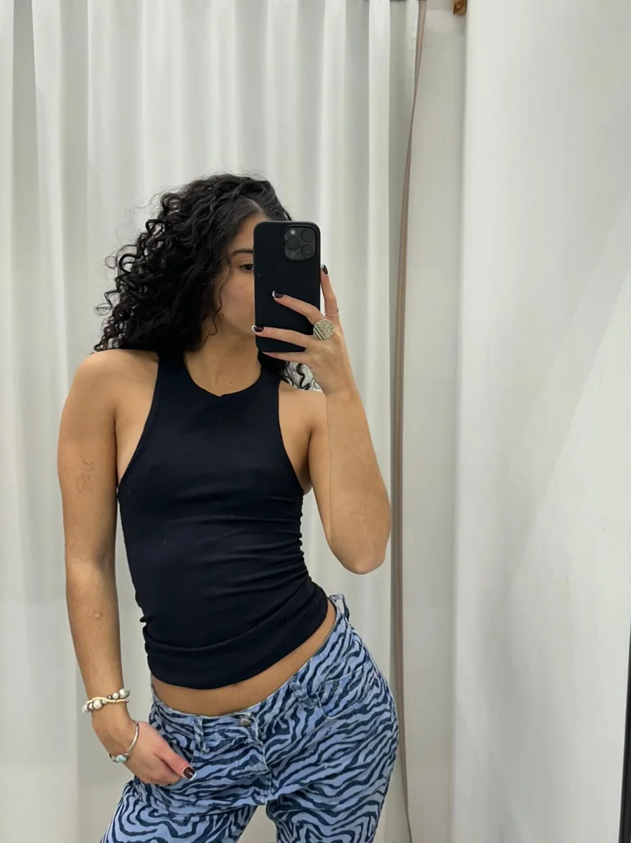Musculosa entallada