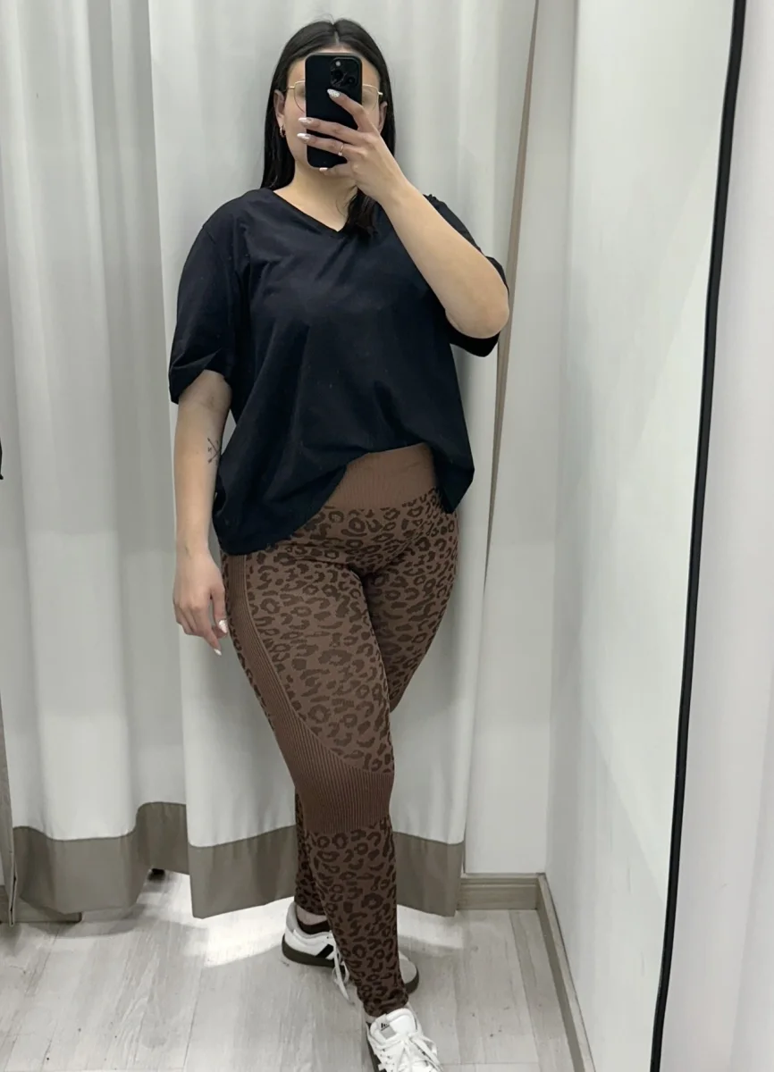 Calza animal print con frunce