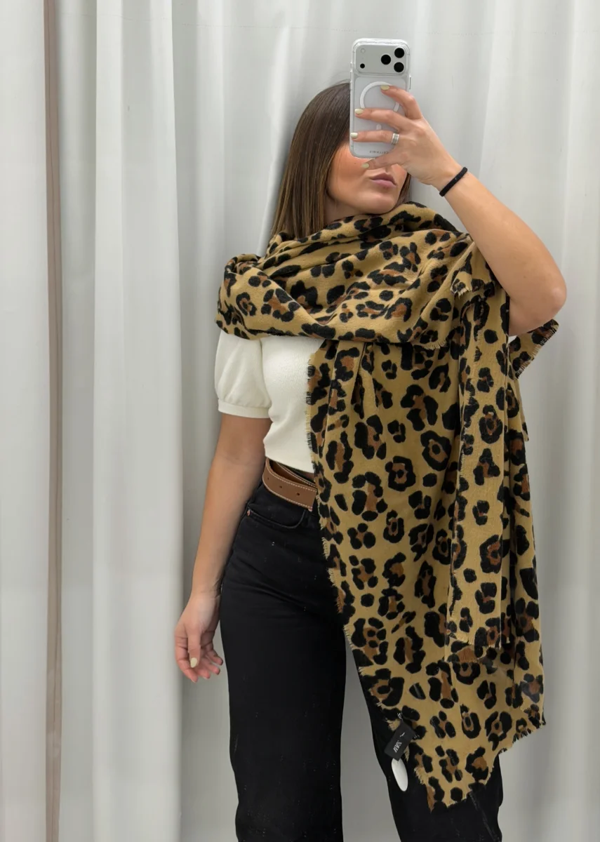 Ruana/Bufandon Zara