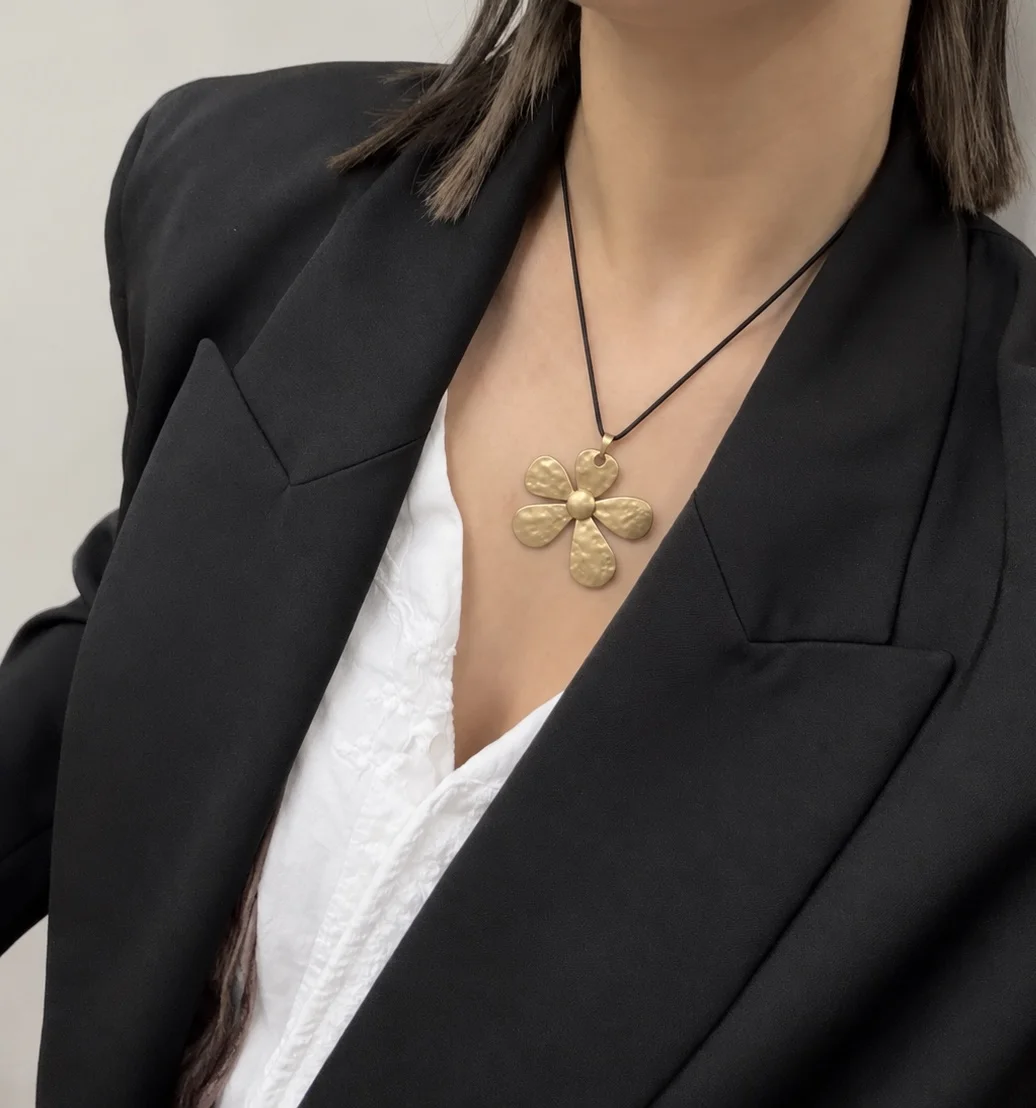 Collar