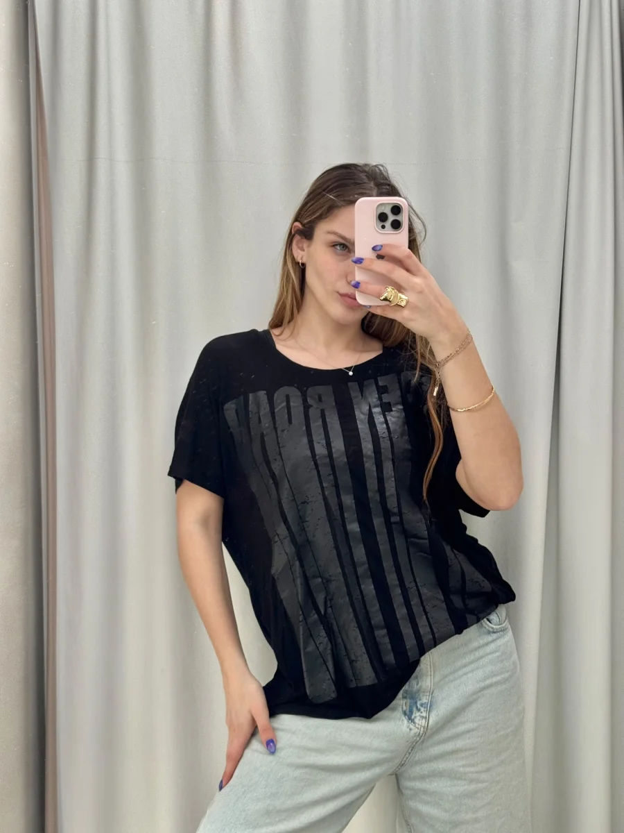 Remeron letras cuerina